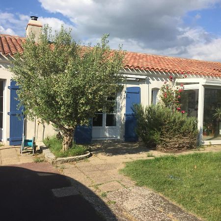 Belle Villa Avec Piscine Classee 3 Etoiles La Faute-sur-Mer Exterior photo